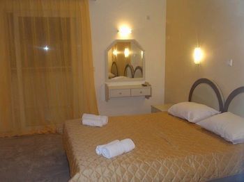 South Coast Hotel Kavos Exterior photo